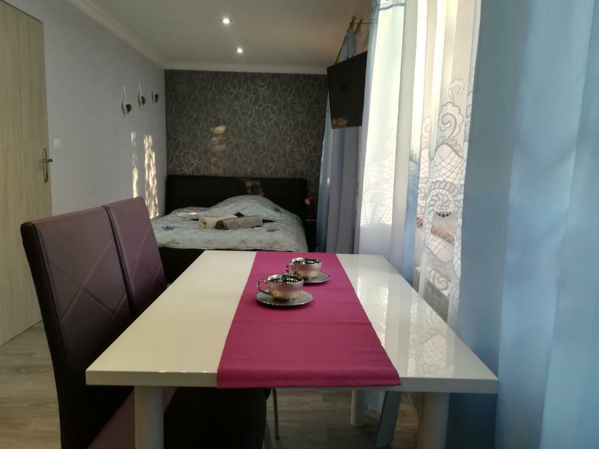 Apartamenty Kletowka クロスノ エクステリア 写真